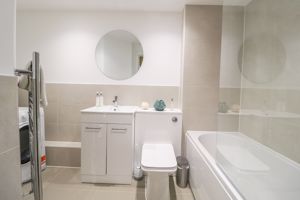 Family Bathroom- click for photo gallery